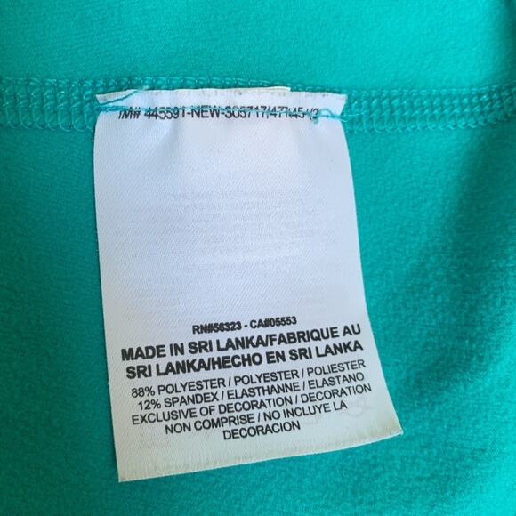 Nike Pro Dri-Fit Half Zip Mock Neck Women’s-Turquoise/Aqua-Size Small - Picture 4 of 12